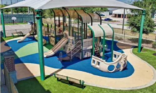 Lawns & Landscaping